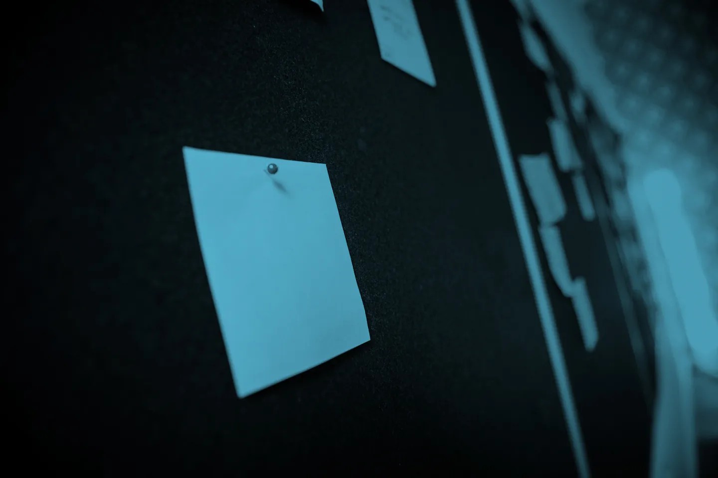 hirn_klemmt_hg_gross